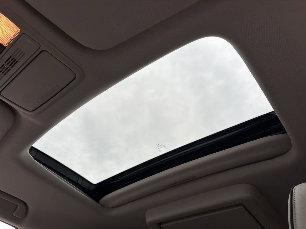 Used 2025 Honda Odyssey Touring image 19