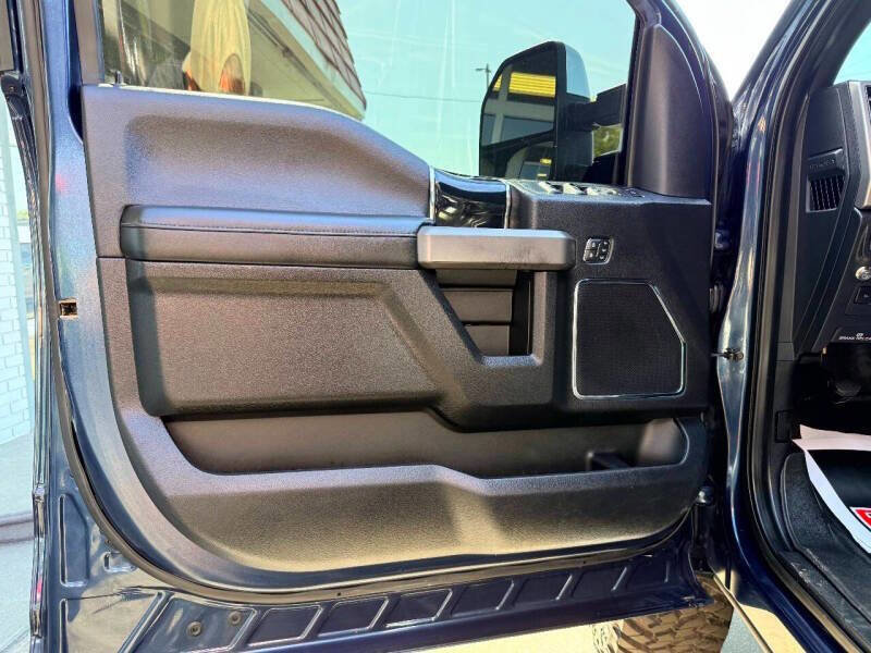 Used 2020 Ford F250 Platinum AWD/4WD image 13