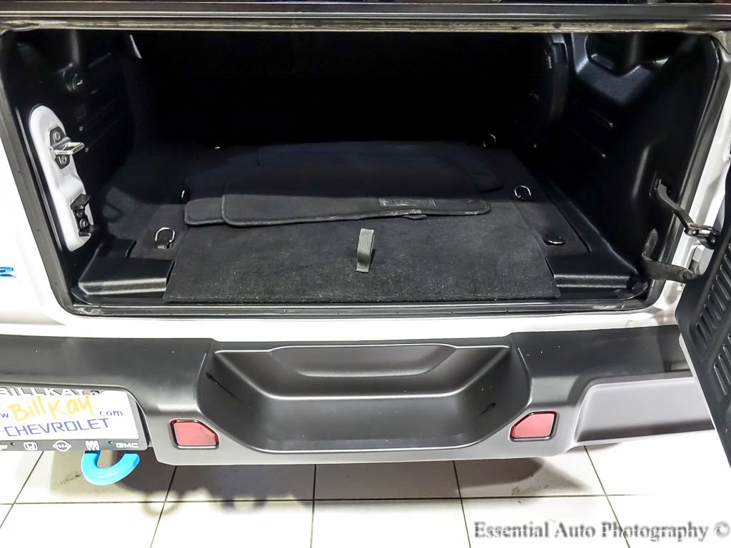 Used 2023 Jeep Wrangler Unlimited Sahara w/ Cold Weather Group image 28