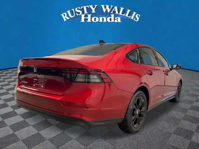 New 2025 Honda Accord SE image 3