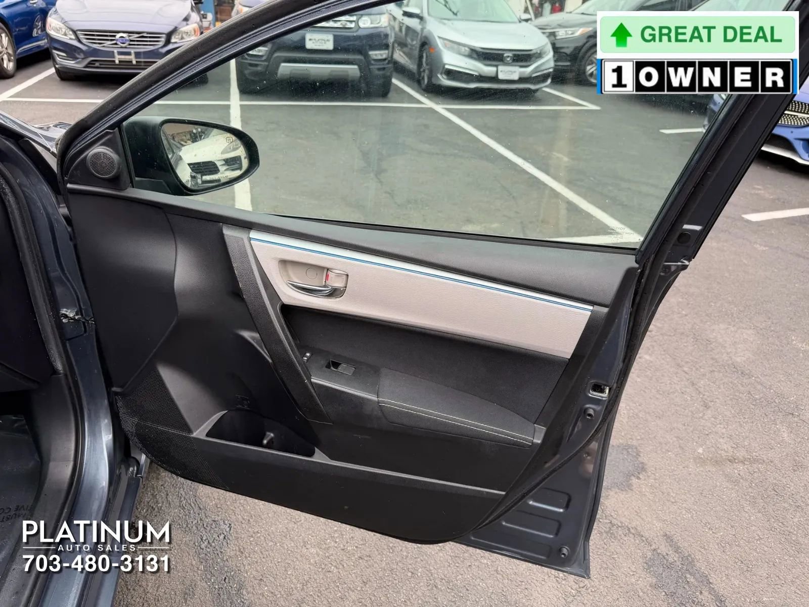 Used 2015 Toyota Corolla LE image 19