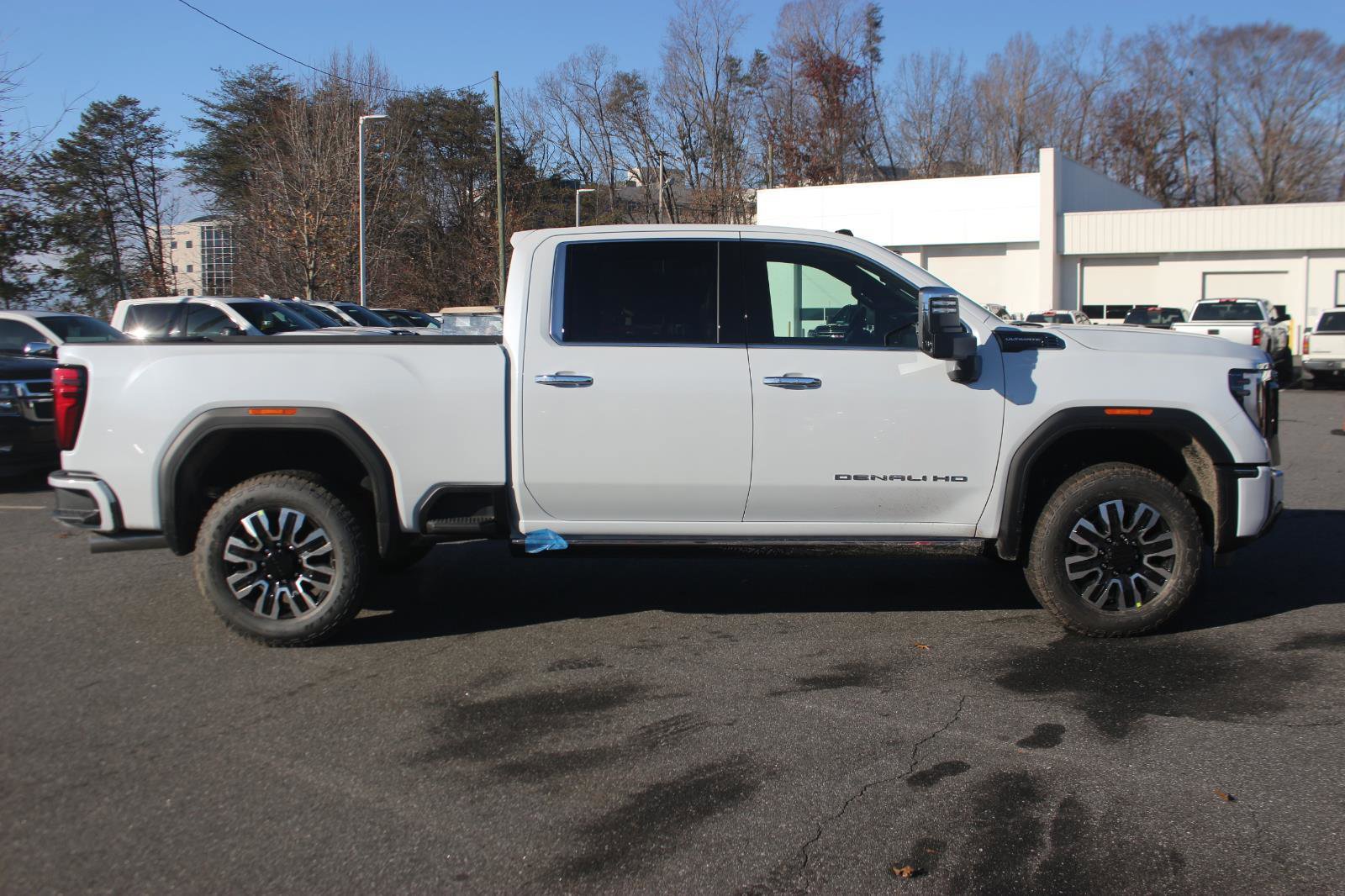 New 2026 GMC Sierra 2500 Denali Ultimate image 8