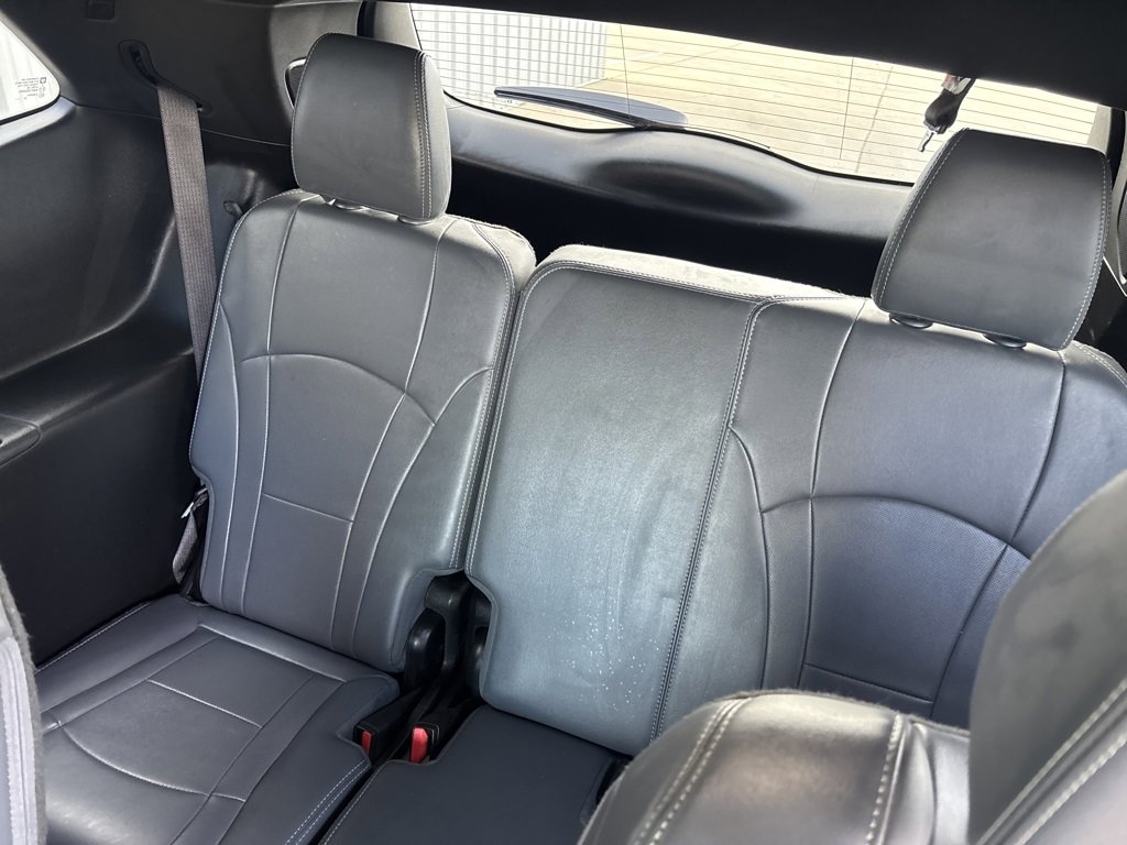 Used 2024 Buick Enclave Premium image 29