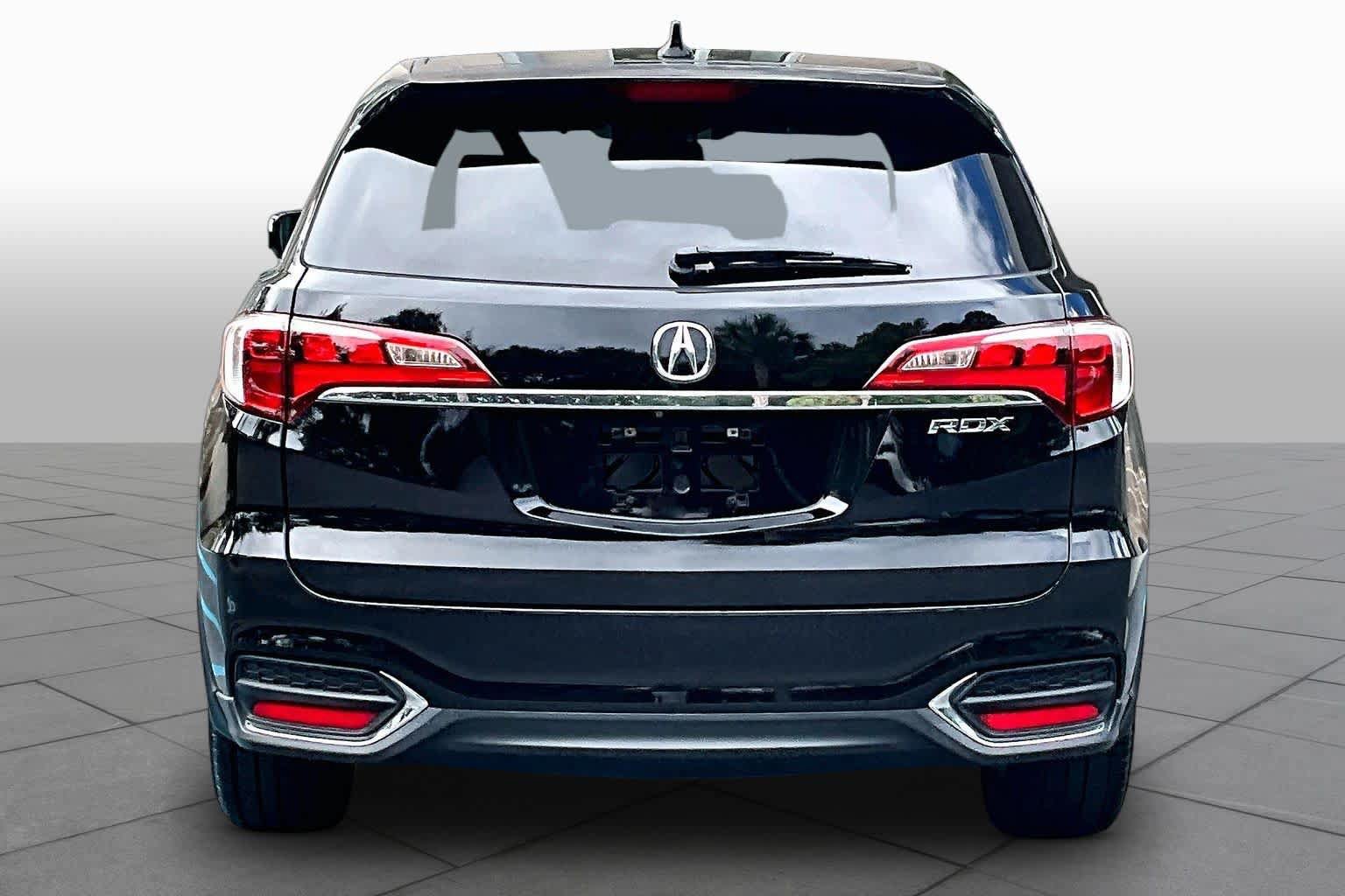 Used 2017 Acura RDX w/ Tech & AcuraWatch Plus Pack FWD image 5