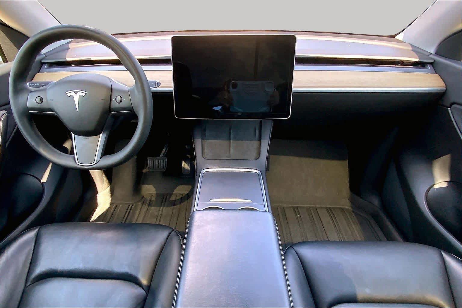 Used 2021 Tesla Model Y Long Range AWD/4WD image 15