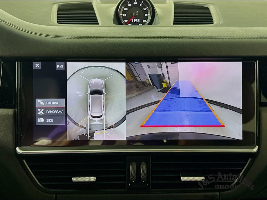 Used 2020 Porsche Cayenne Turbo w/ Assistance Package image 19