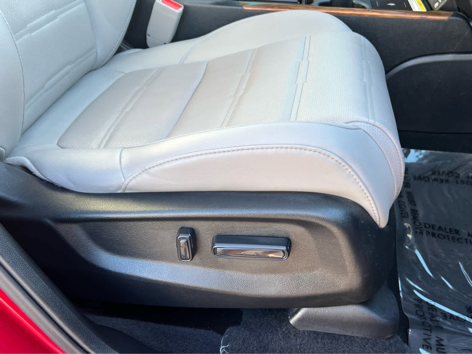 Used 2020 Honda CR-V Touring image 18