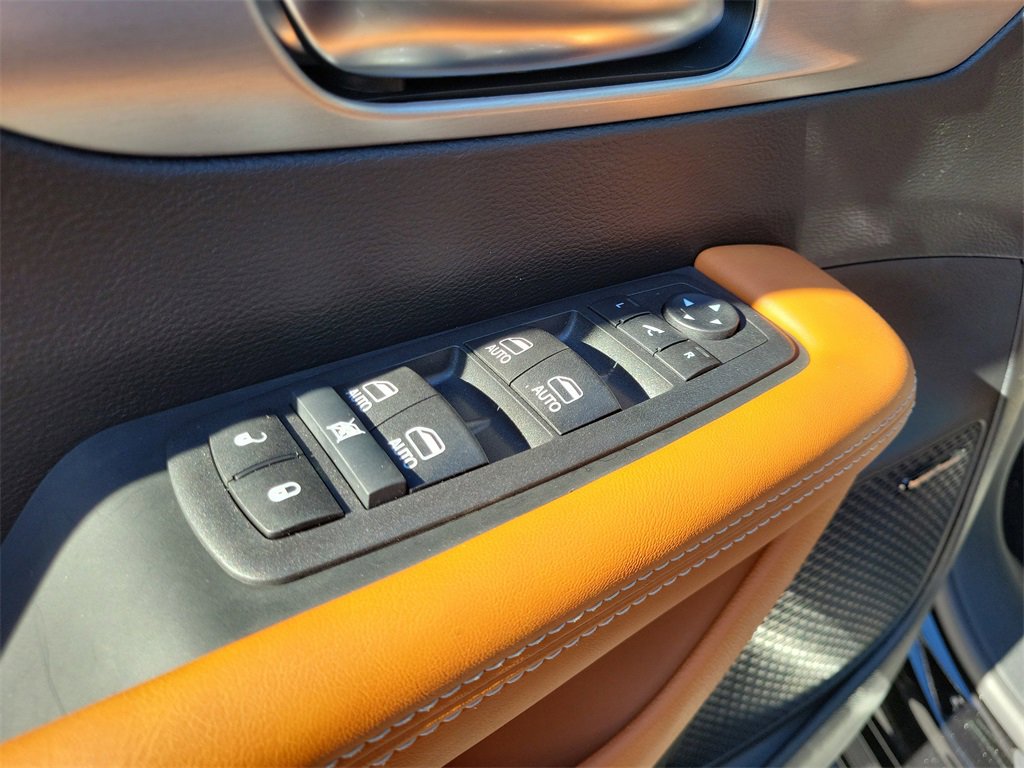 New 2026 Chrysler Pacifica Pinnacle image 22