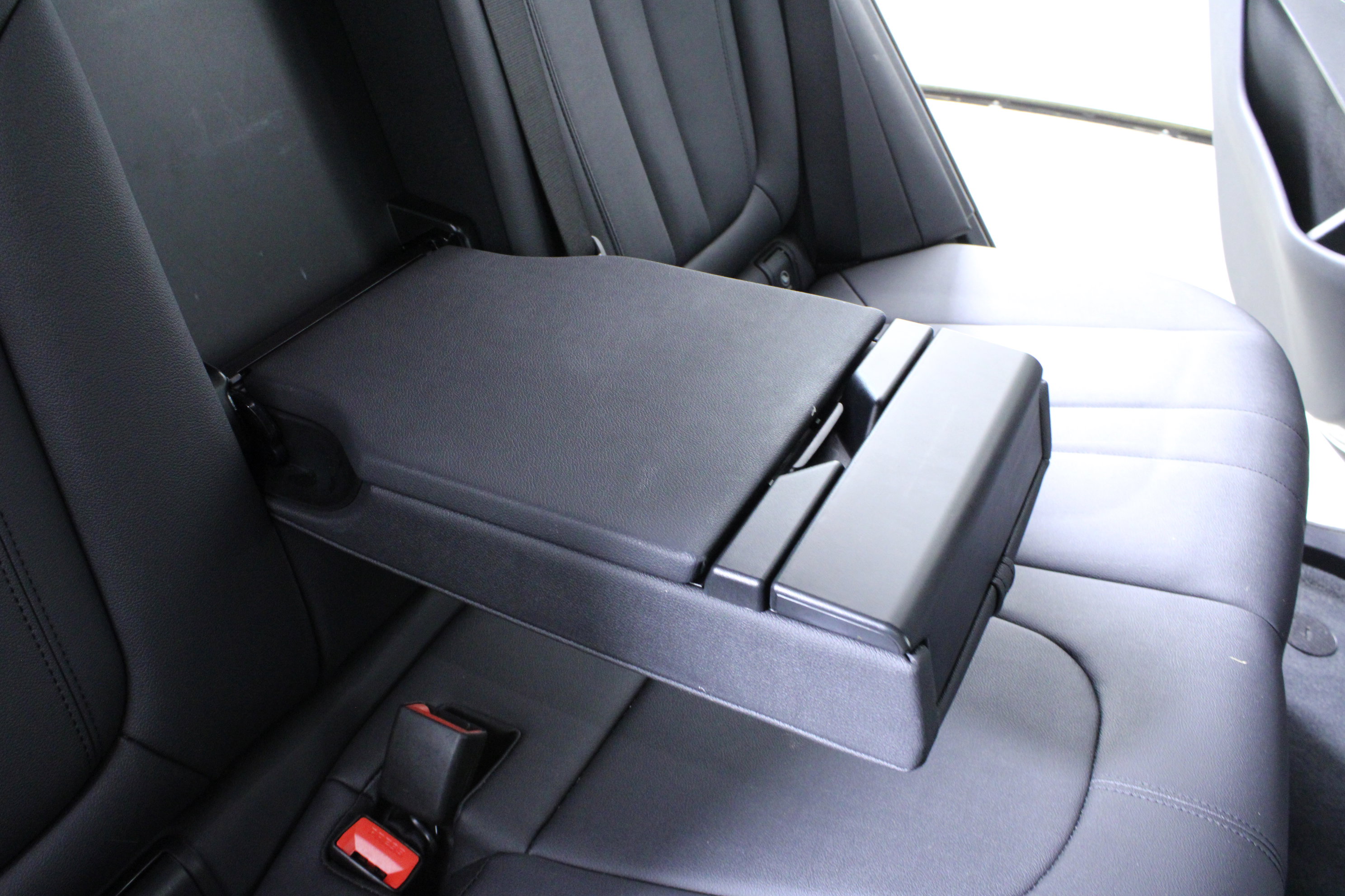 Used 2020 BMW X5 sDrive40i w/ Premium Package image 16