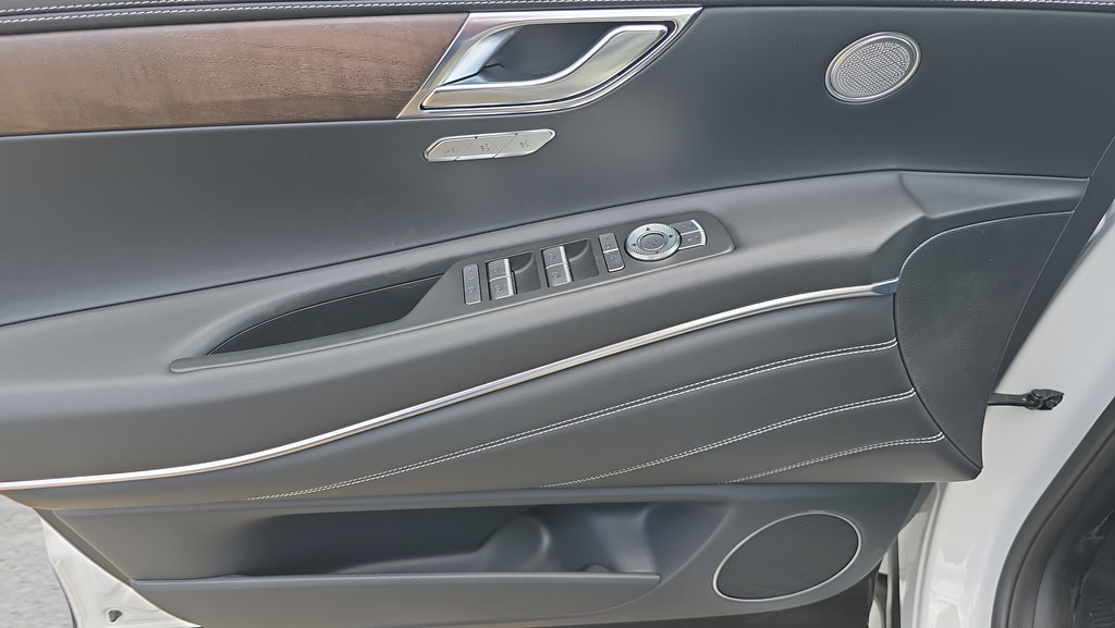 New 2026 Genesis GV80 2.5T Select AWD/4WD image 16
