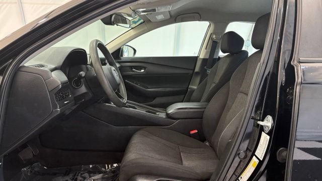 Used 2023 Honda Accord LX image 11
