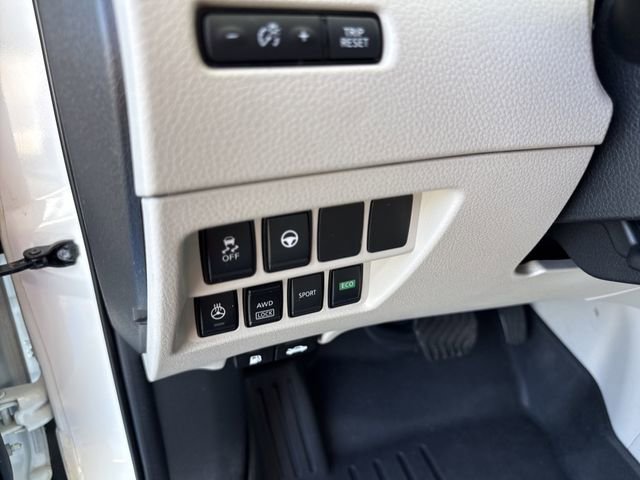 Used 2022 Nissan Rogue Sport SL w/ Premium Package image 19