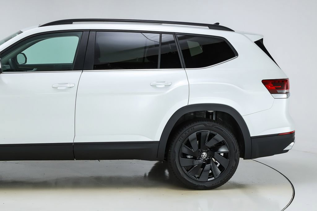 New 2026 Volkswagen Atlas SE image 44