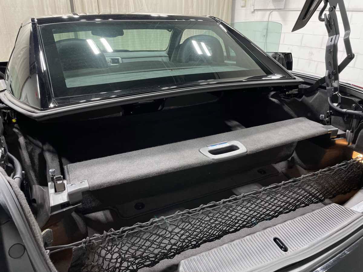 Used 2009 Cadillac XLR V RWD image 15