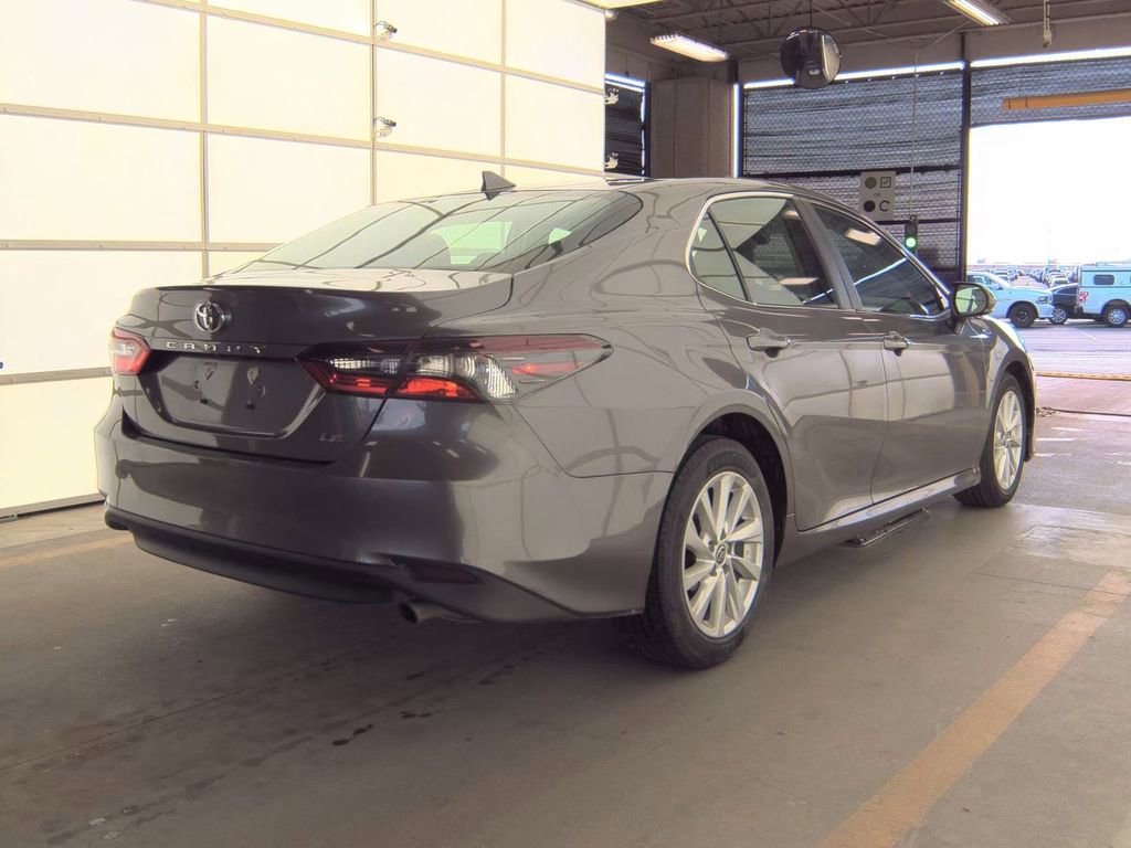 Used 2023 Toyota Camry LE FWD image 5