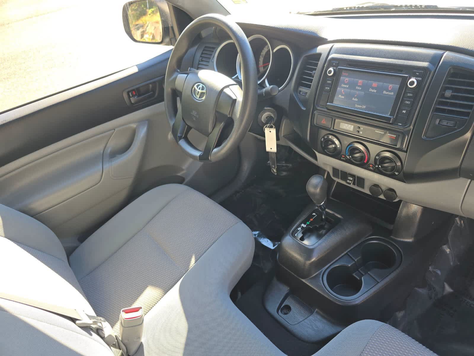 Used 2014 Toyota Tacoma 2WD Regular Cab image 25