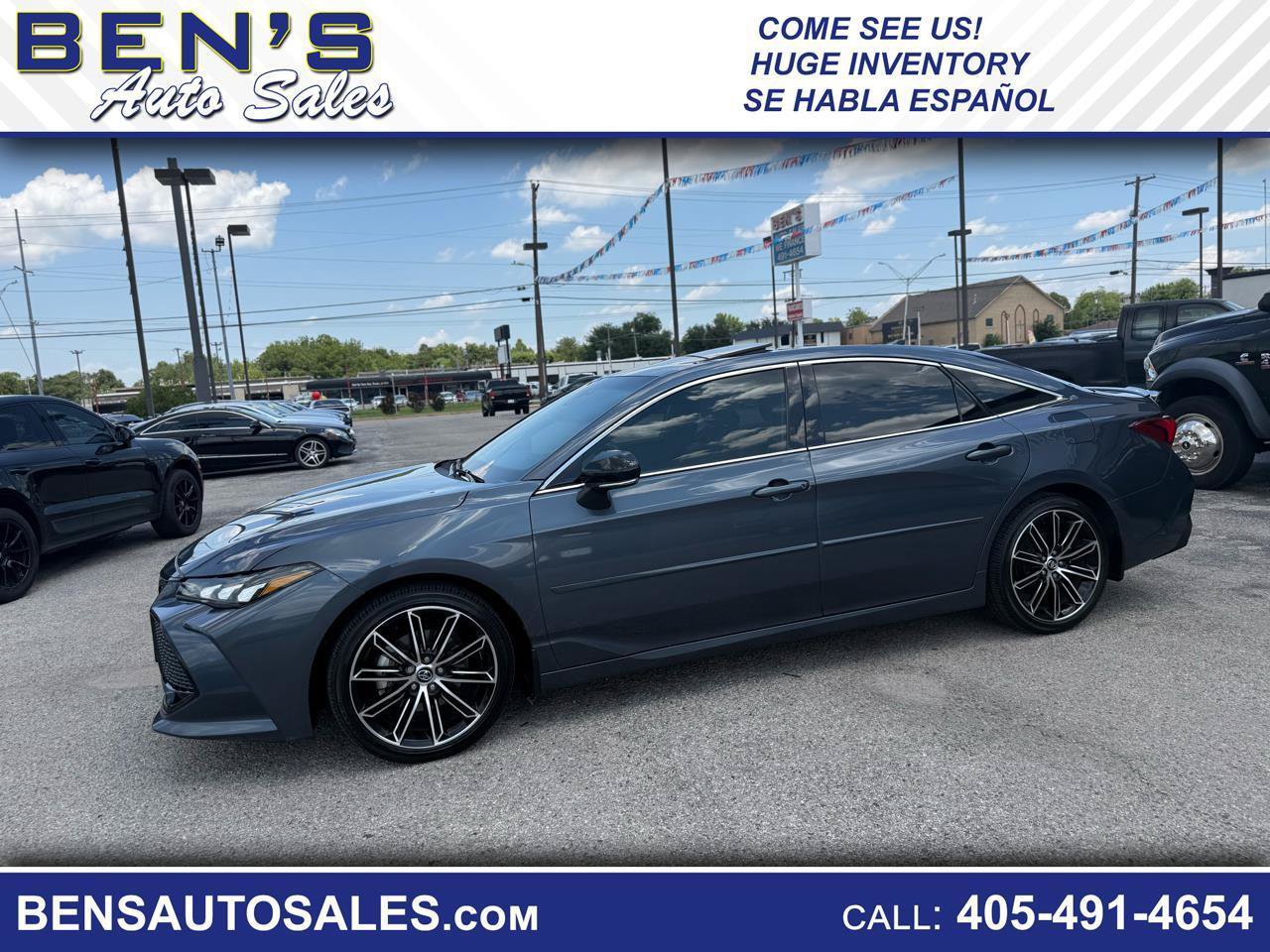 Used 2020 Toyota Avalon XSE FWD image 1