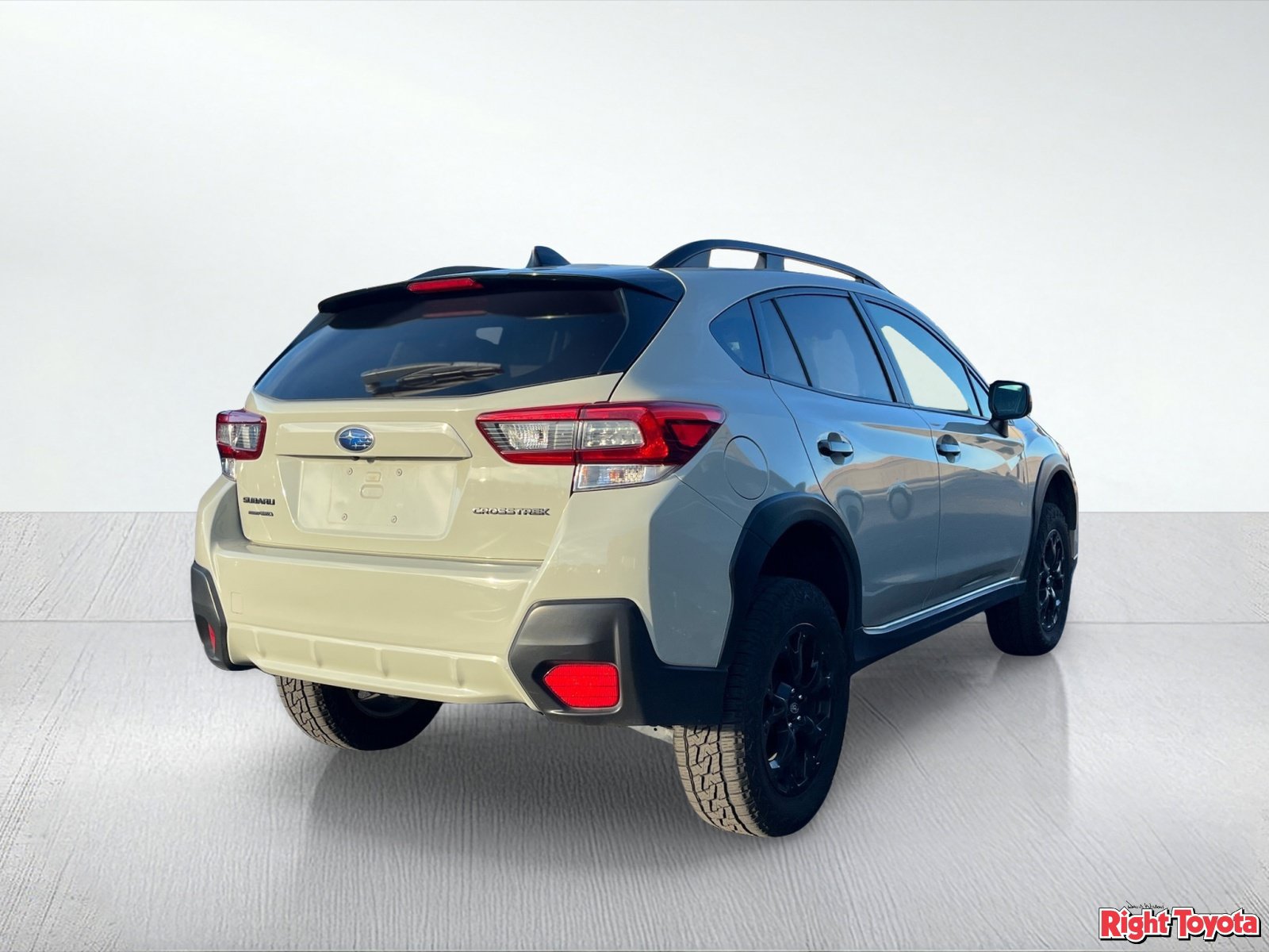 Used 2023 Subaru Crosstrek 2.0i Premium AWD/4WD image 4