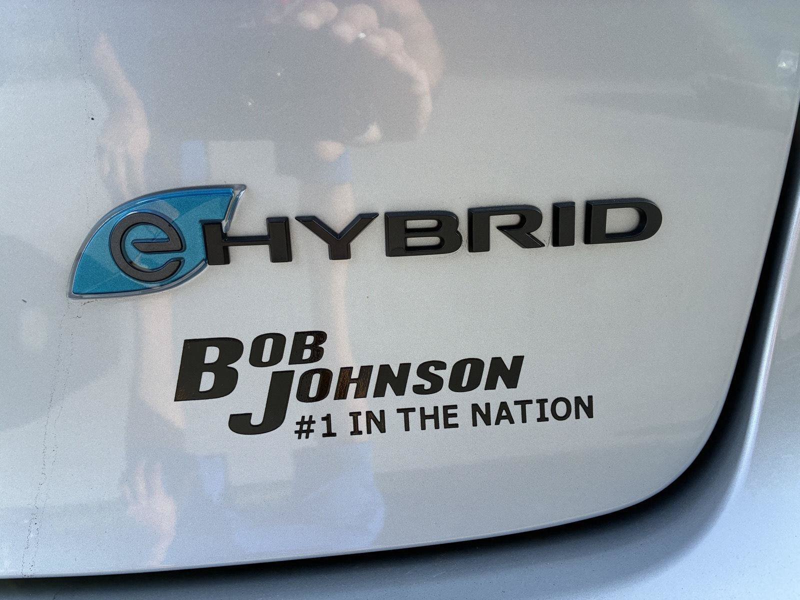Used 2024 Chrysler Pacifica Premium FWD image 42