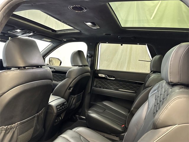 Used 2021 Hyundai Palisade Calligraphy image 14