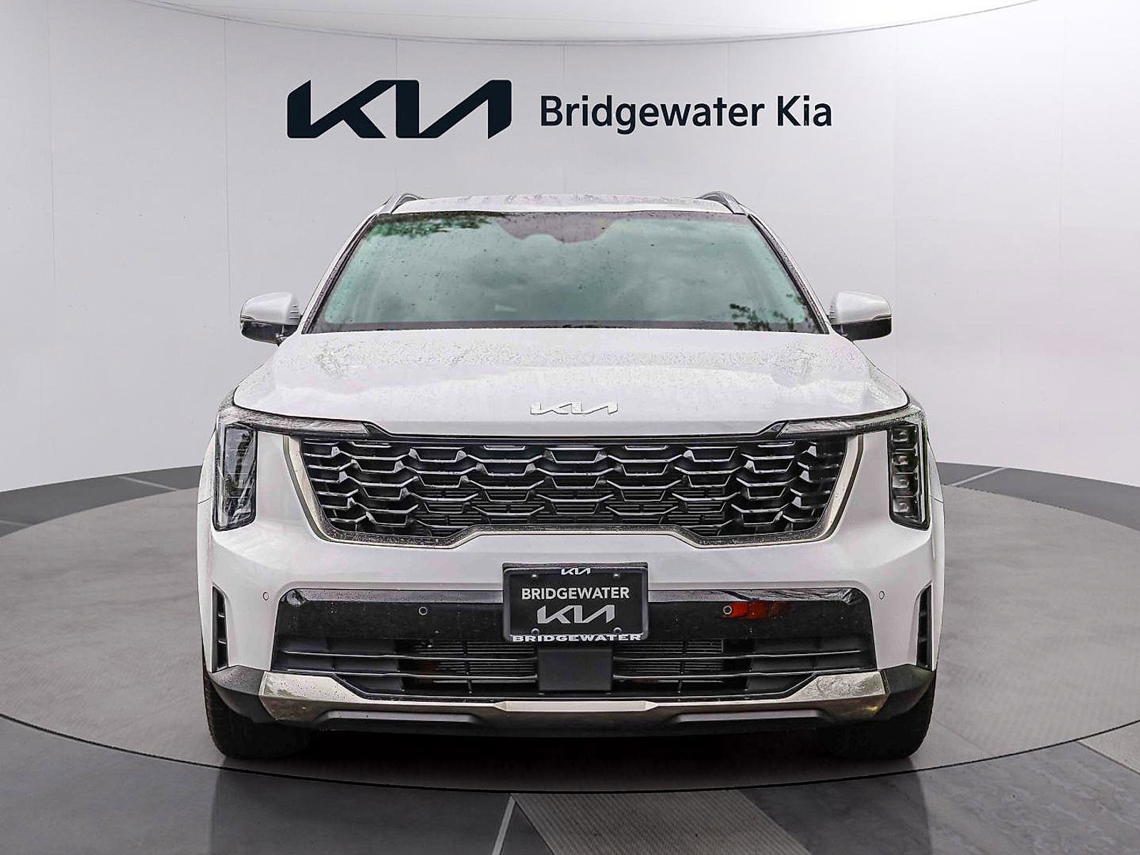 Certified 2025 Kia Sorento S FWD image 2