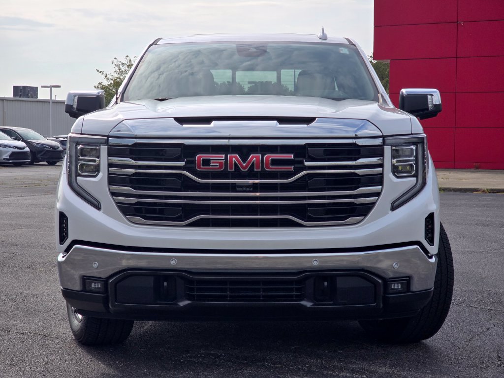 Used 2024 GMC Sierra 1500 SLT w/ SLT Premium Plus Package AWD/4WD image 12
