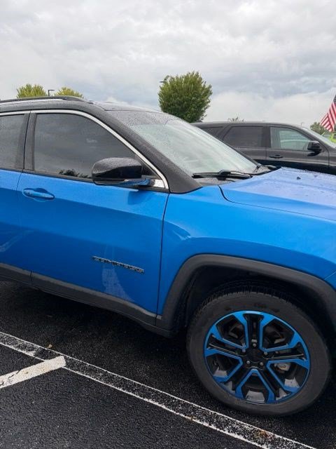 Used 2022 Jeep Compass Limited AWD/4WD image 5