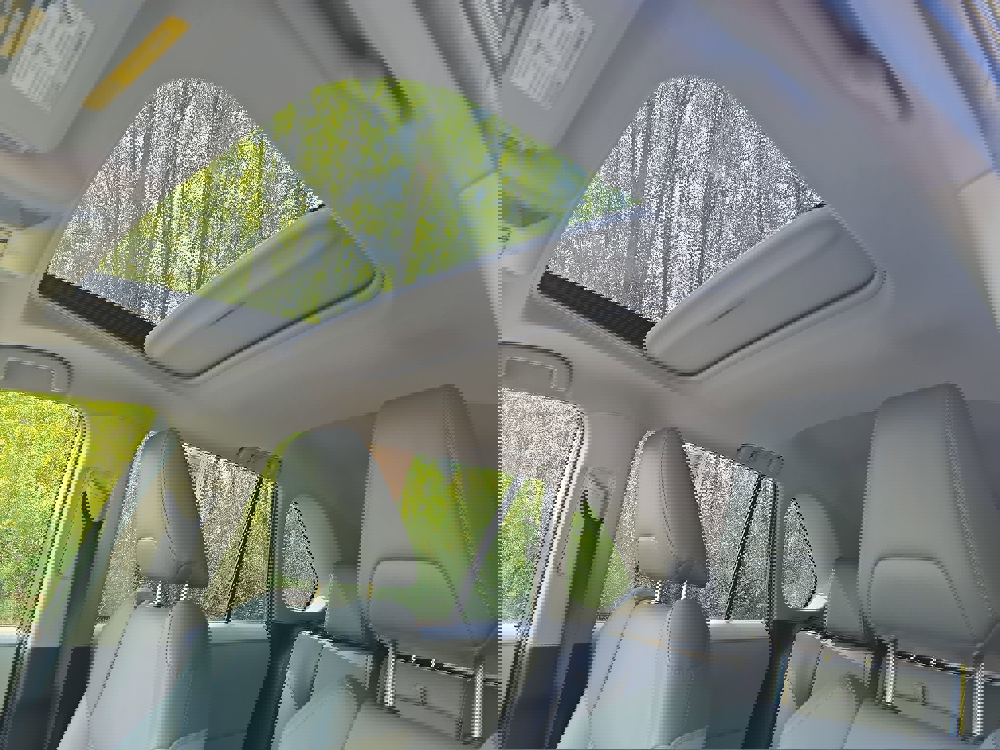 Used 2019 Toyota RAV4 XLE Premium image 29