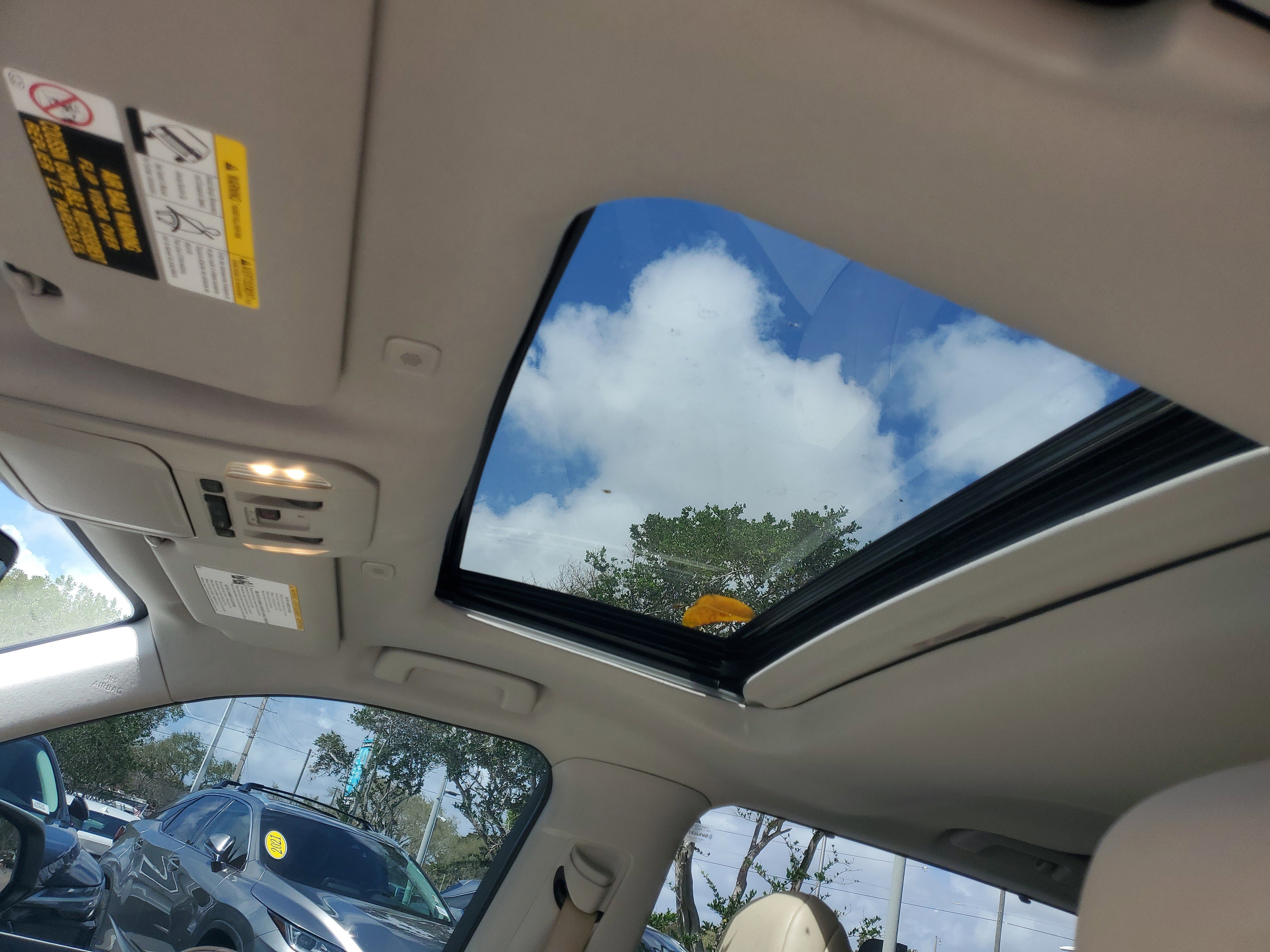 Used 2024 Toyota Highlander XLE image 20