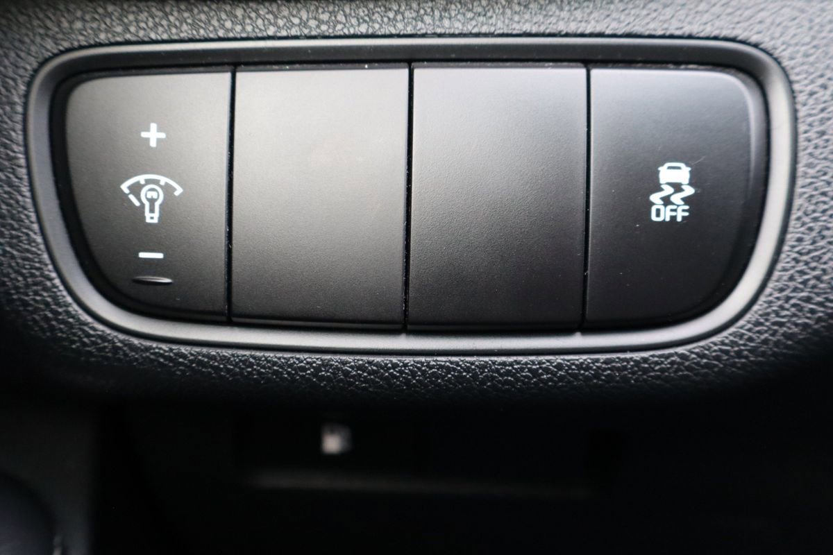 Used 2017 Kia Sorento AWD image 30