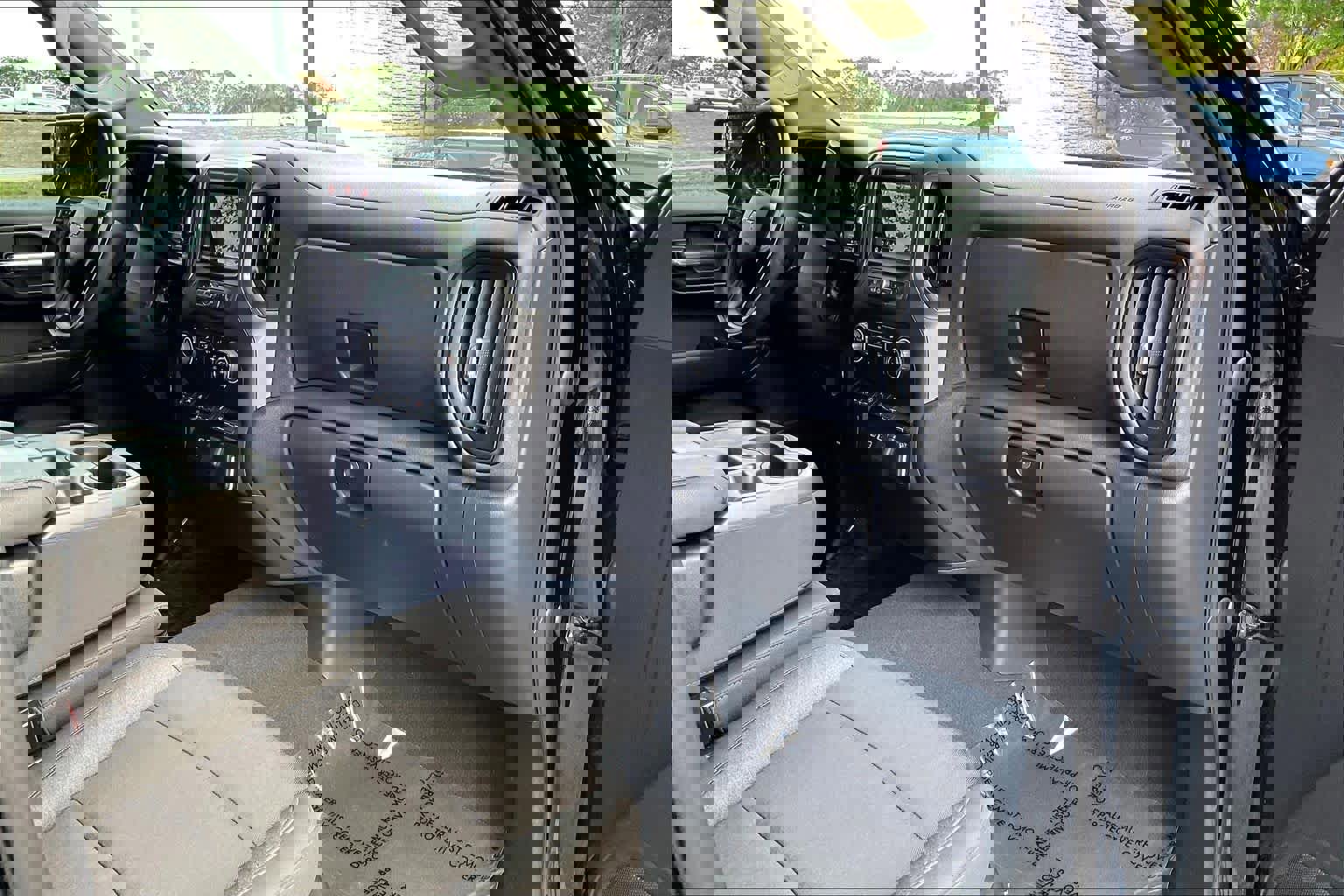 Certified 2023 Chevrolet Silverado 1500 Custom image 16