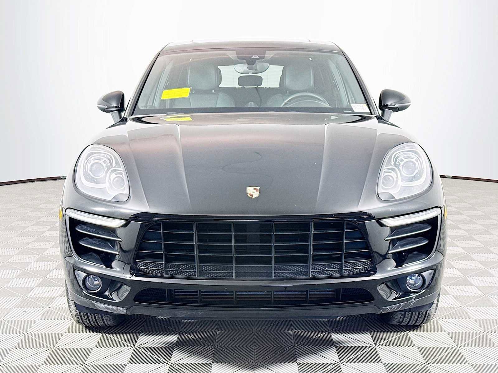 Used 2017 Porsche Macan image 2