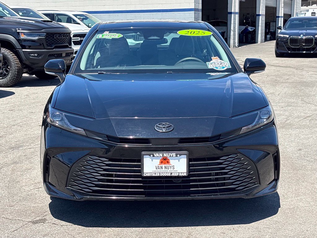 Used 2025 Toyota Camry LE FWD image 6