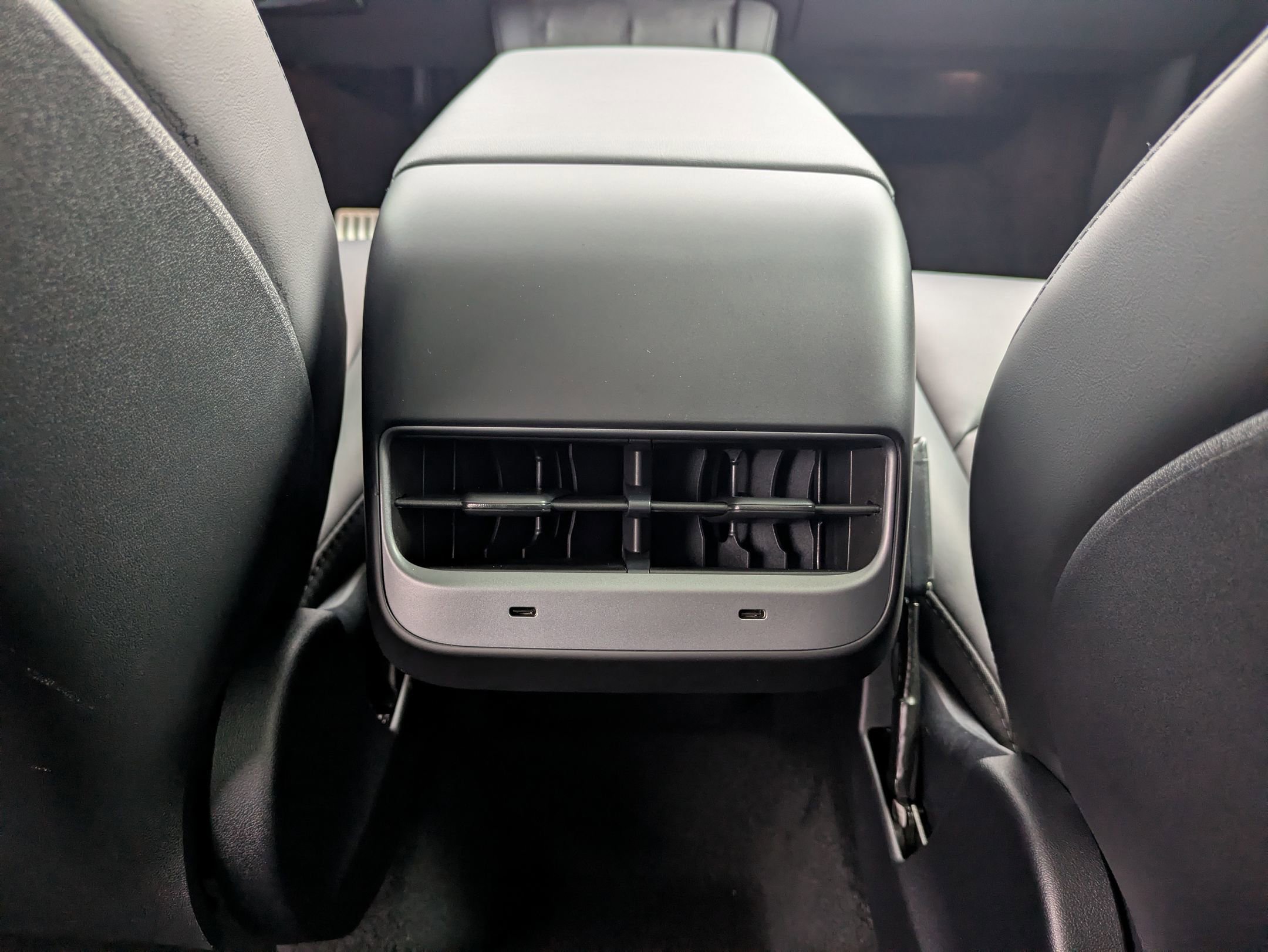 Used 2024 Tesla Model Y Performance image 20