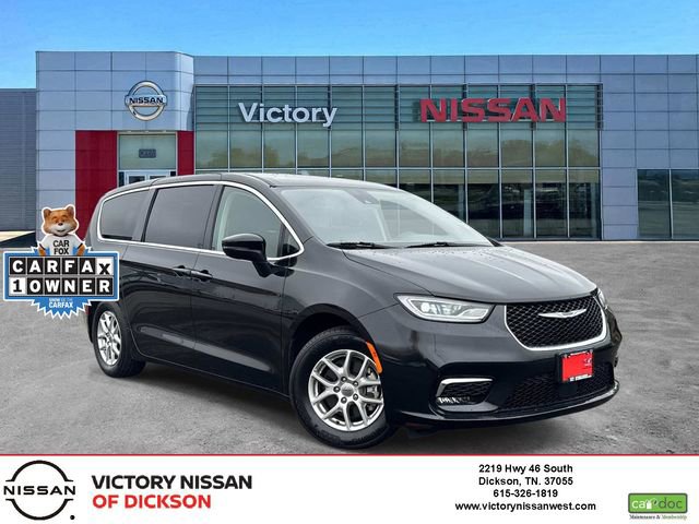 Used 2023 Chrysler Pacifica Touring-L