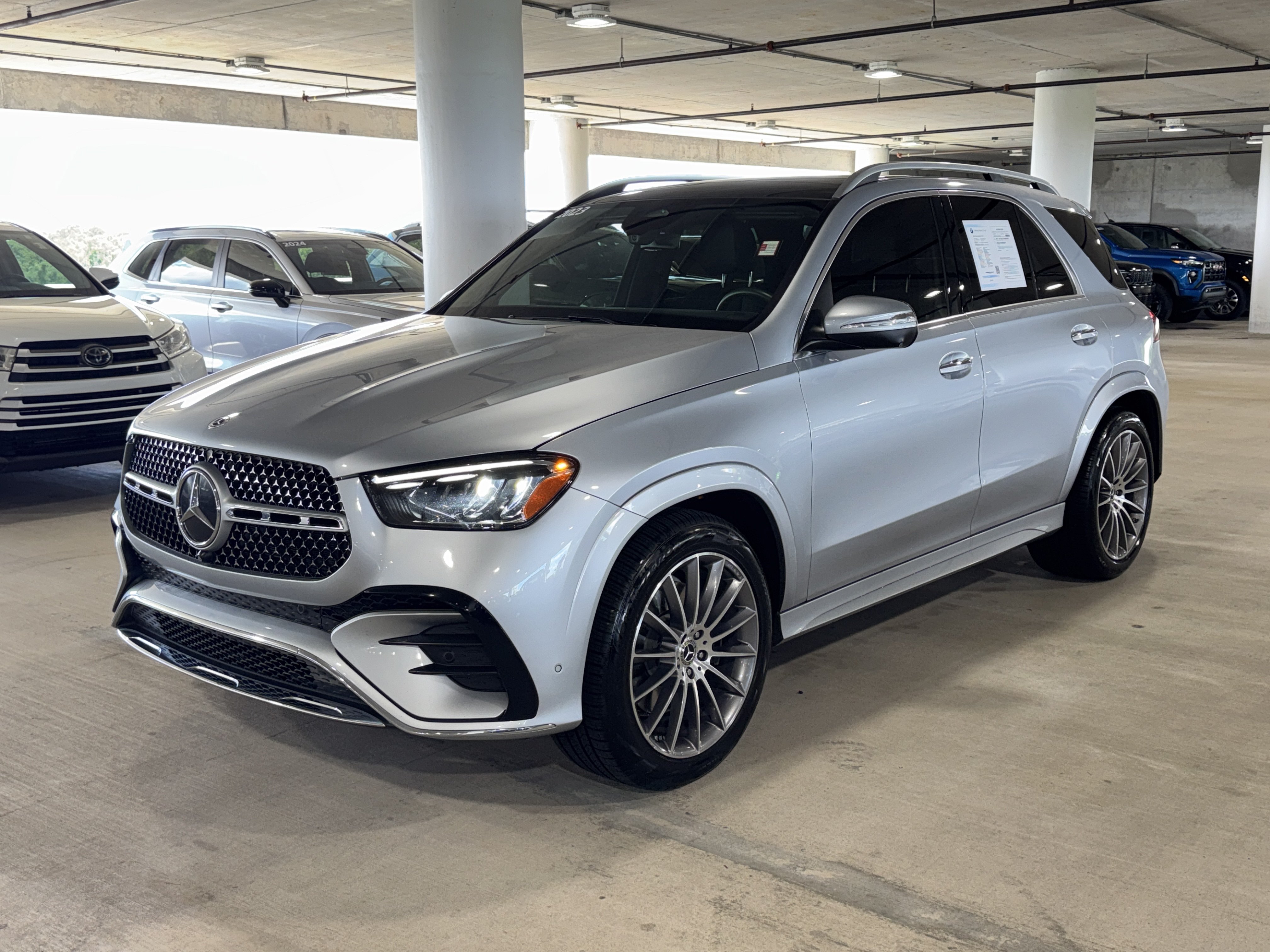 Used 2024 Mercedes-Benz GLE 450 4MATIC image 4