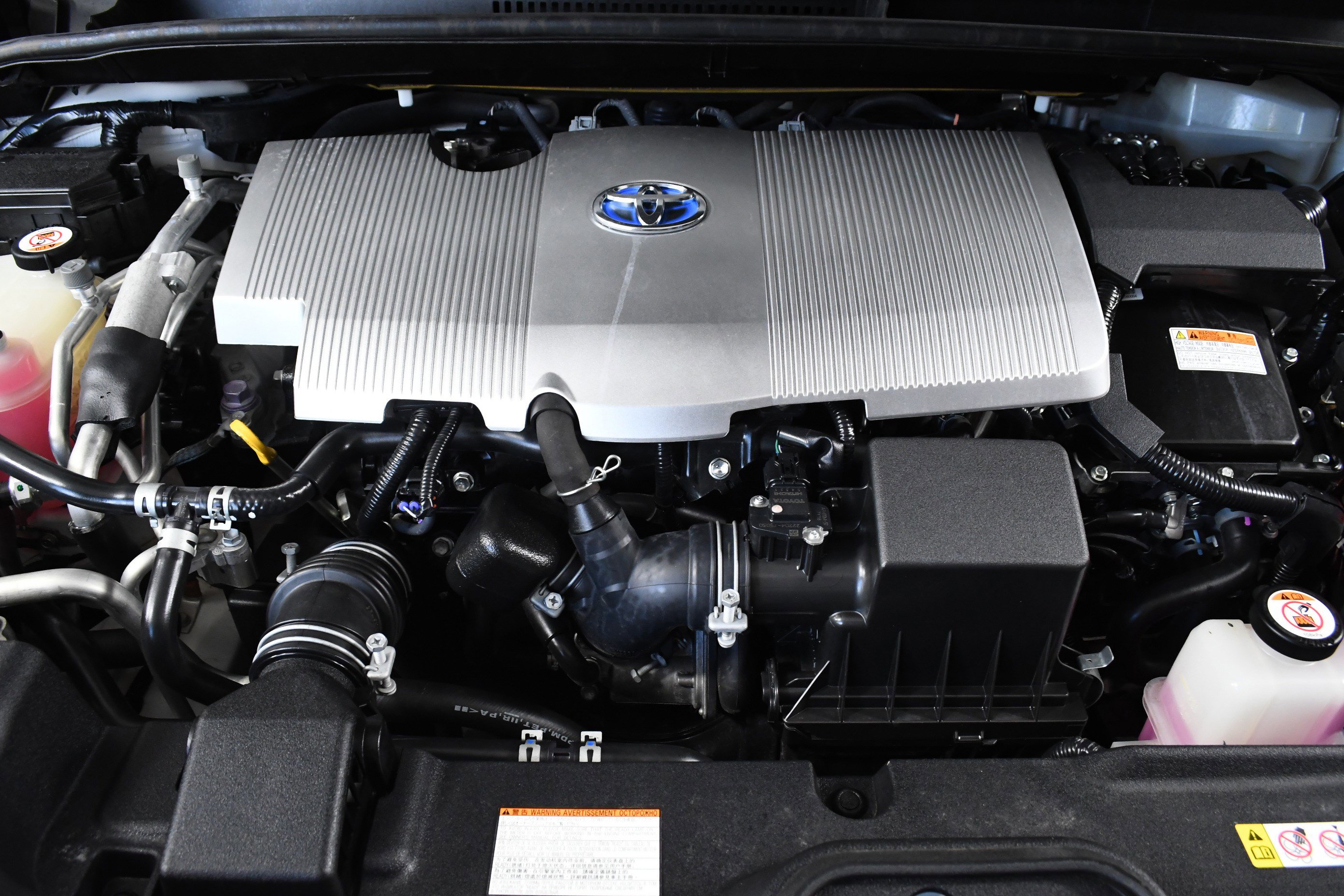 Used 2017 Toyota Prius Prime Advanced image 35