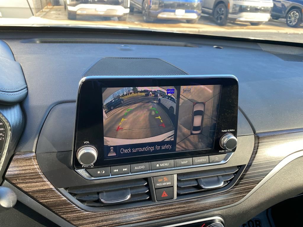 Used 2019 Nissan Altima 2.5 Platinum image 11