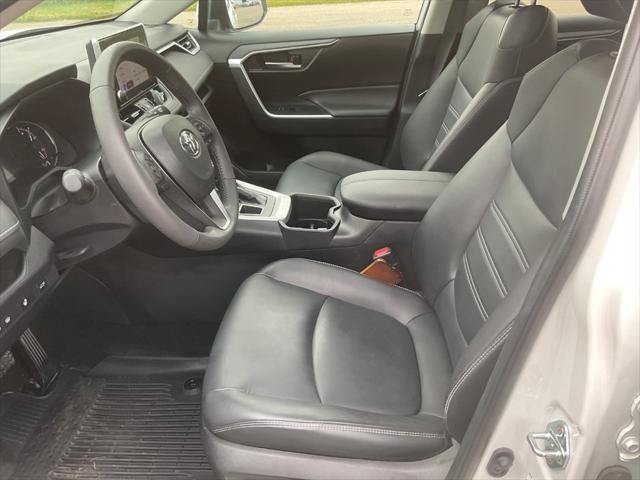 Used 2024 Toyota RAV4 XLE Premium w/ Weather Package AWD/4WD image 19