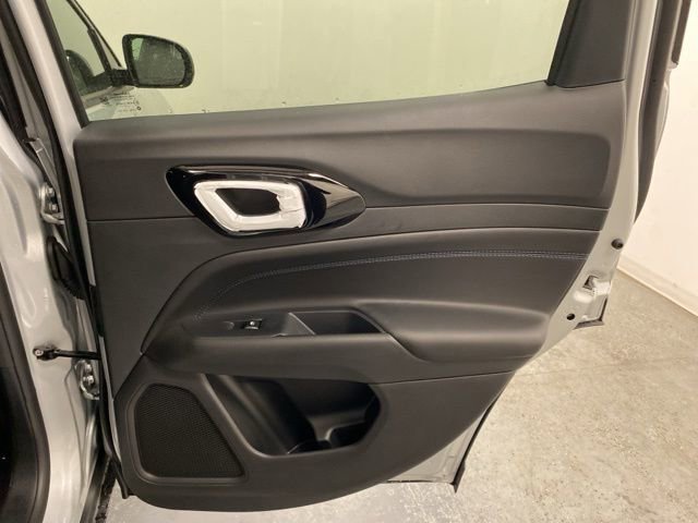 Used 2026 Jeep Compass Limited image 25