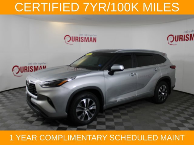 Used 2023 Toyota Highlander XLE AWD/4WD image 4