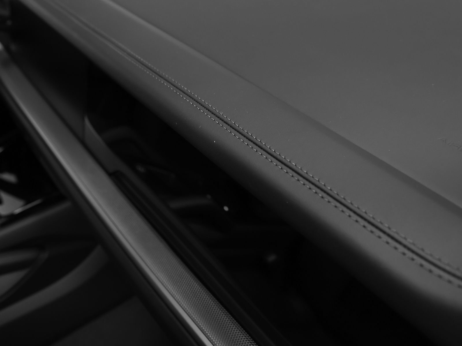 New 2026 Porsche Cayenne AWD/4WD image 25