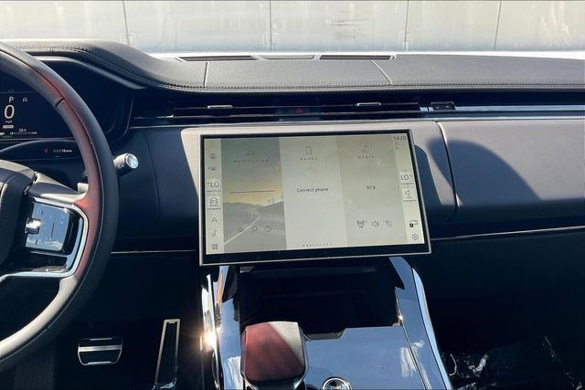 New 2025 Land Rover Range Rover Sport Dynamic SE image 6