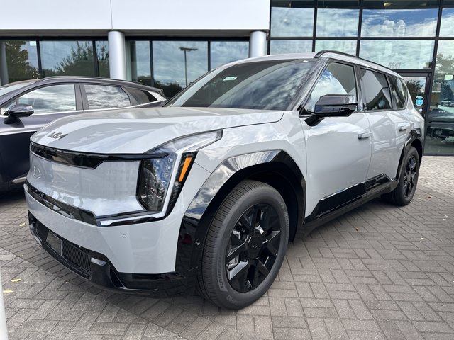 New 2027 Kia EV9 Land AWD/4WD image 2