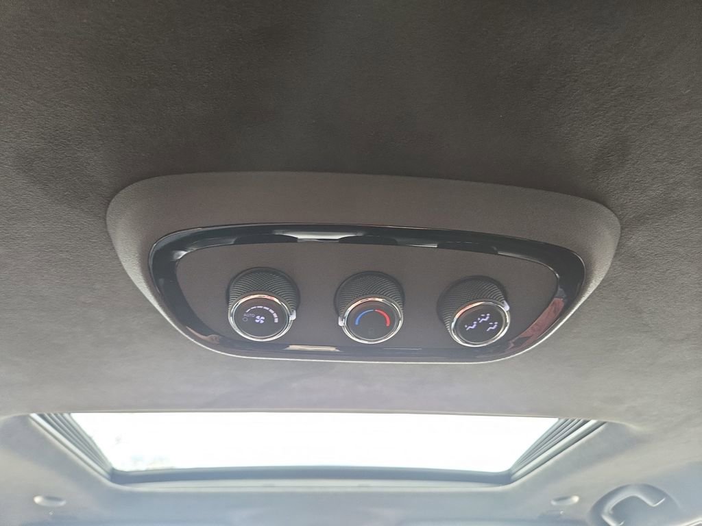 Used 2024 Dodge Durango SRT image 18