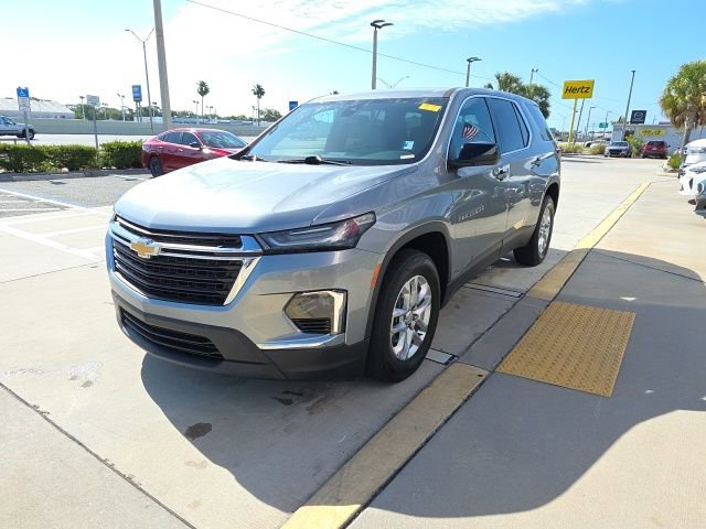 Used 2023 Chevrolet Traverse LS FWD image 8
