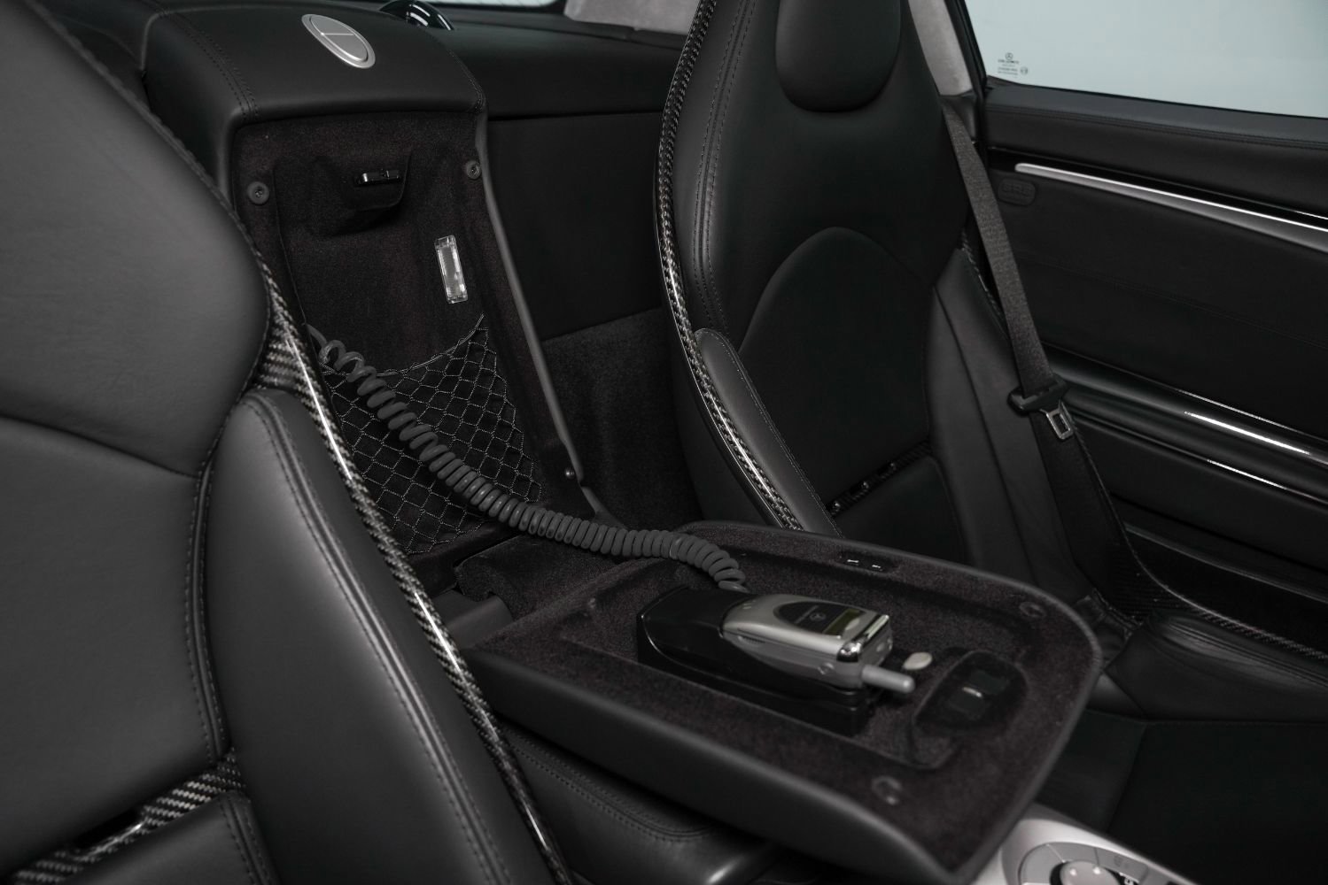 Used 2005 Mercedes-Benz SLR image 39