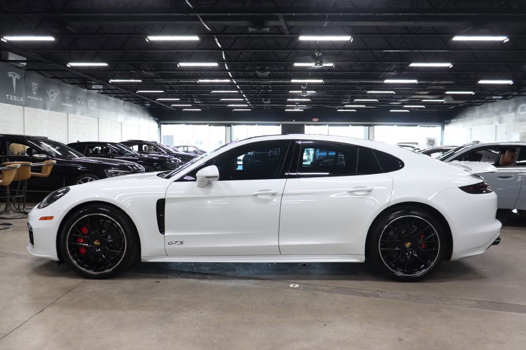 Used 2019 Porsche Panamera GTS image 2
