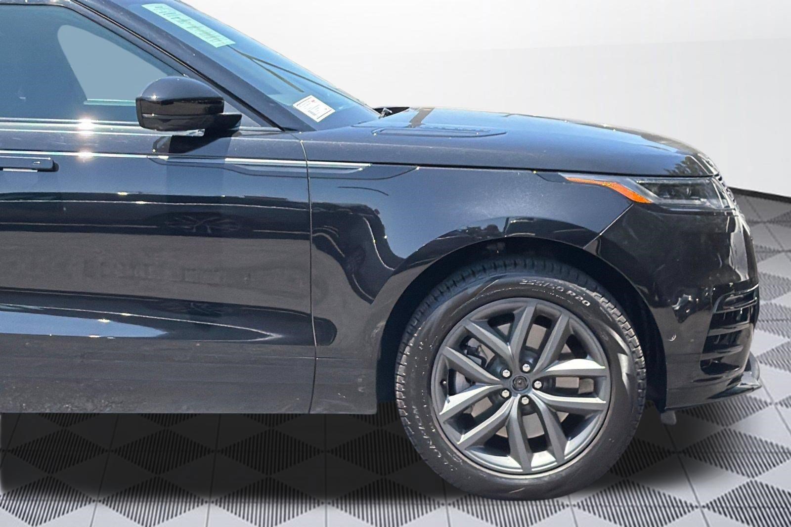 Certified 2026 Land Rover Range Rover Velar Dynamic SE AWD/4WD image 7