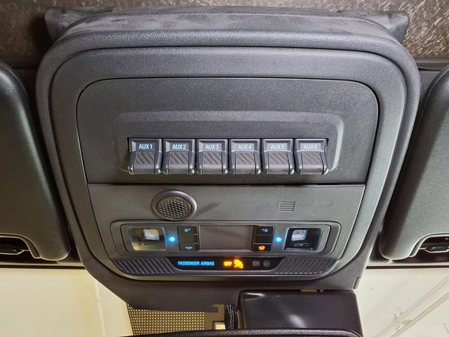 Used 2024 Ford Bronco Black Diamond AWD/4WD image 14